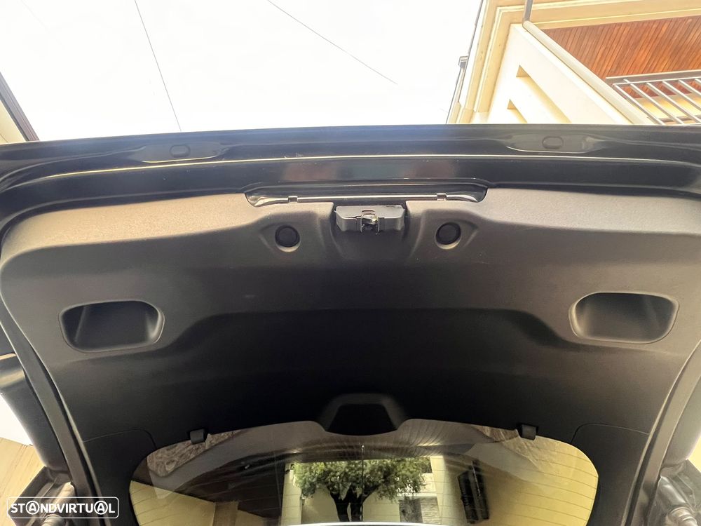 Peugeot 2008 1.2 PureTech Active - 6