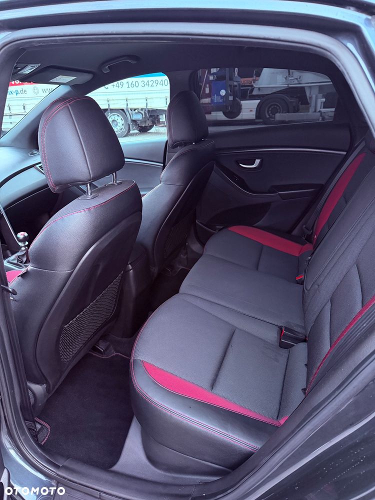 Hyundai i30 - 10