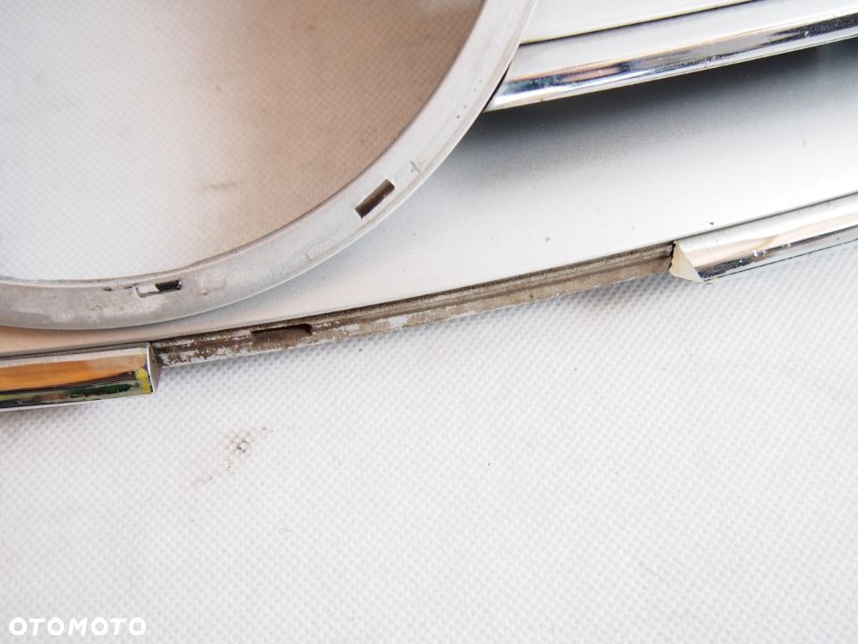 Mercedes CL-K W208 95-02 Atrapa grill w 208 - 3
