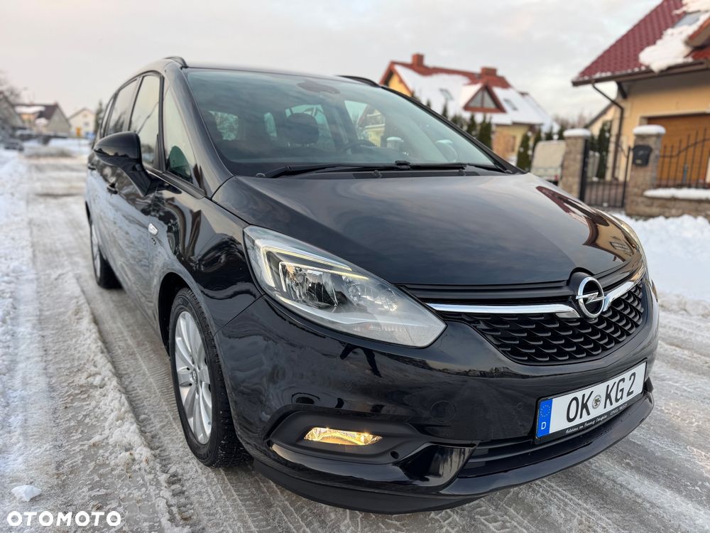 Opel Zafira 2.0 D (CDTI ecoFLEX) Start/Stop Active - 10