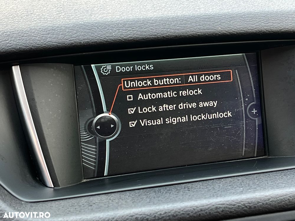 BMW X1 sDrive16d - 28