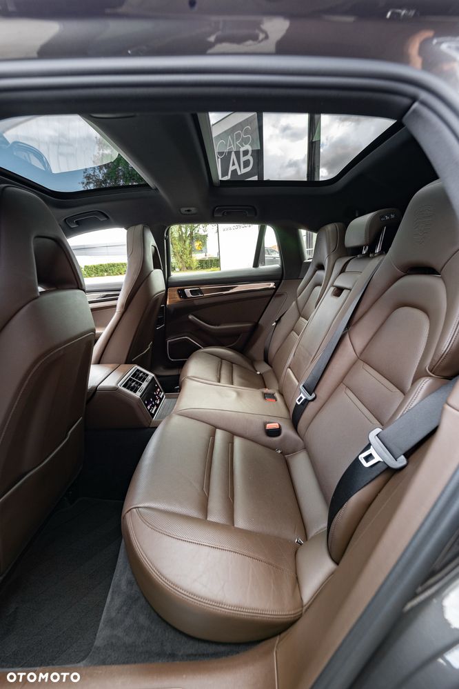 Porsche Panamera - 6