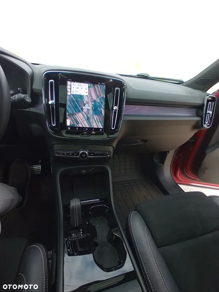 Volvo XC 40 P8 AWD Recharge RDesign - 27