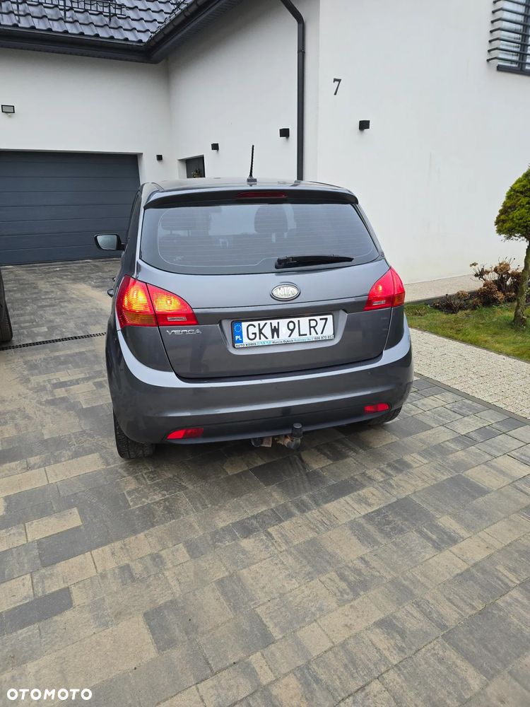 Kia Venga - 20