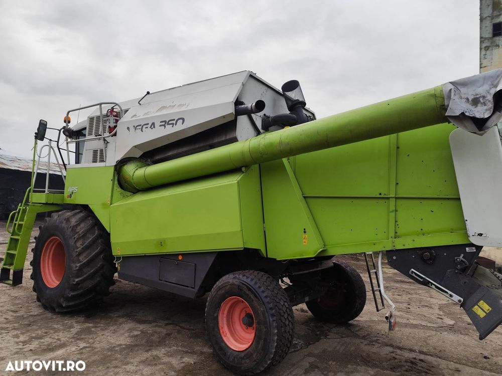 Claas Mega 350 Combina Agricola - 6