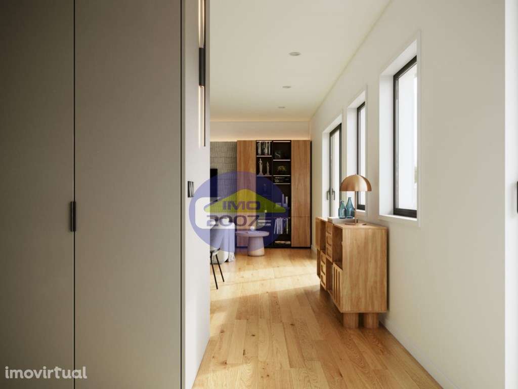 Moradia para conversão em 3 Apartamentos T1 - Aveiro - Grande imagem: 5/11