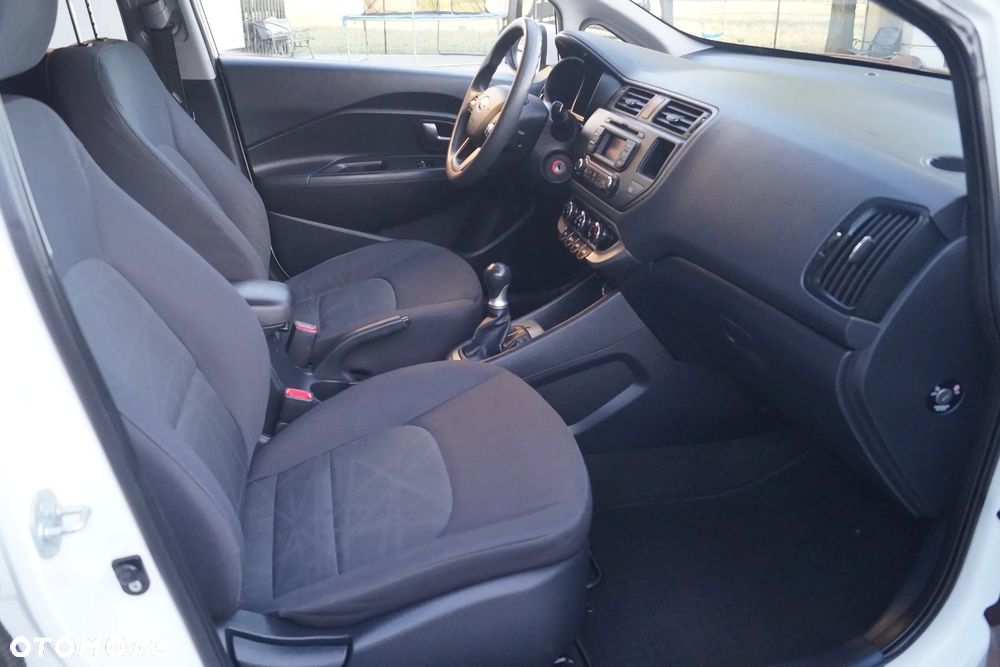 Kia Rio 1.2 Edition 7 - 25