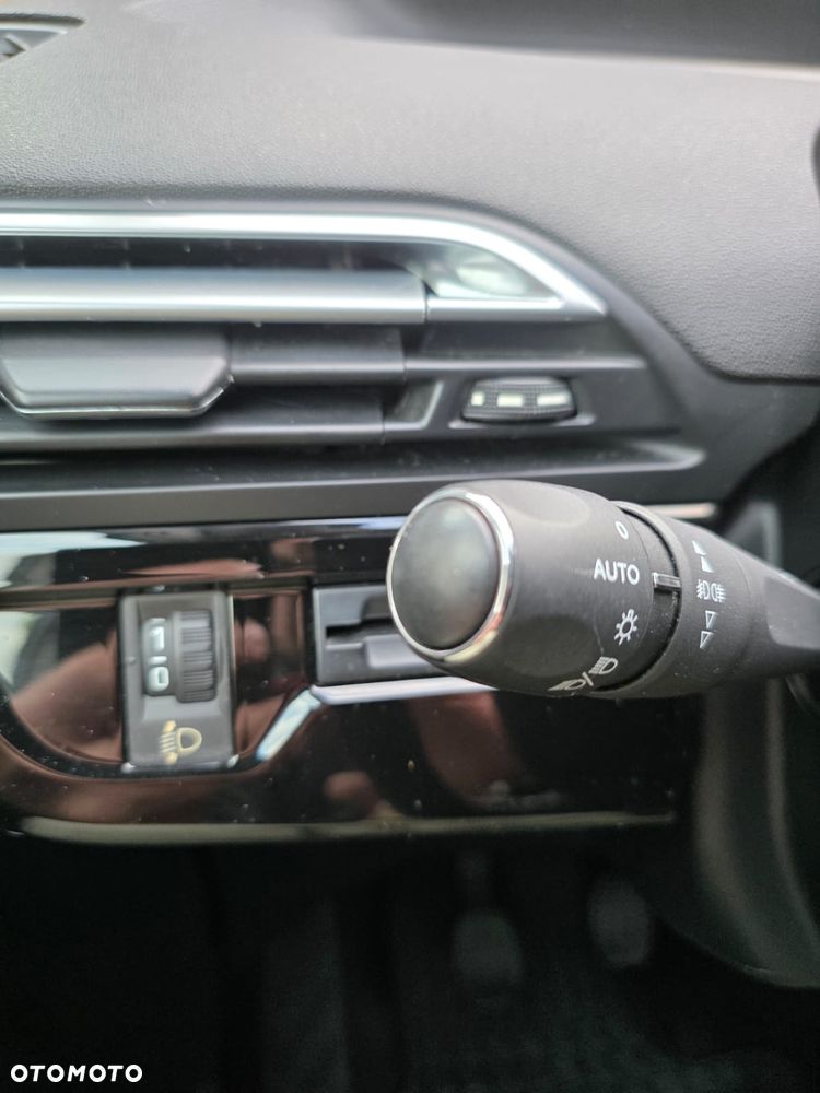 Citroën C4 Picasso 2.0 HDi FAP Exclusive - 26