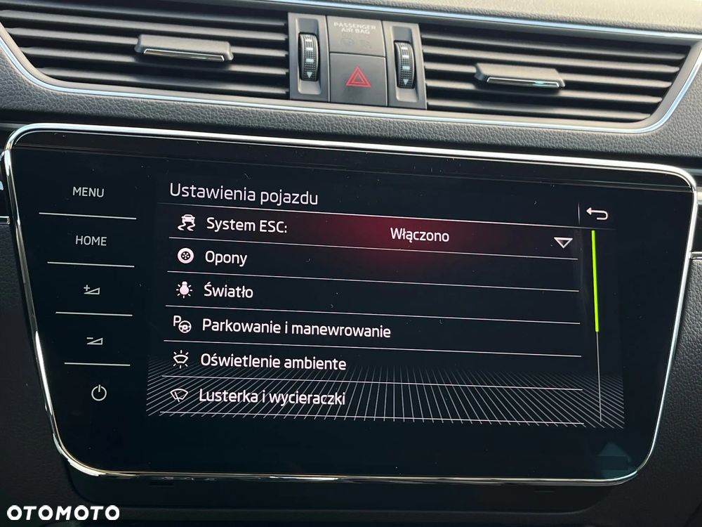 Skoda Superb 2.0 TSI L&K DSG - 36