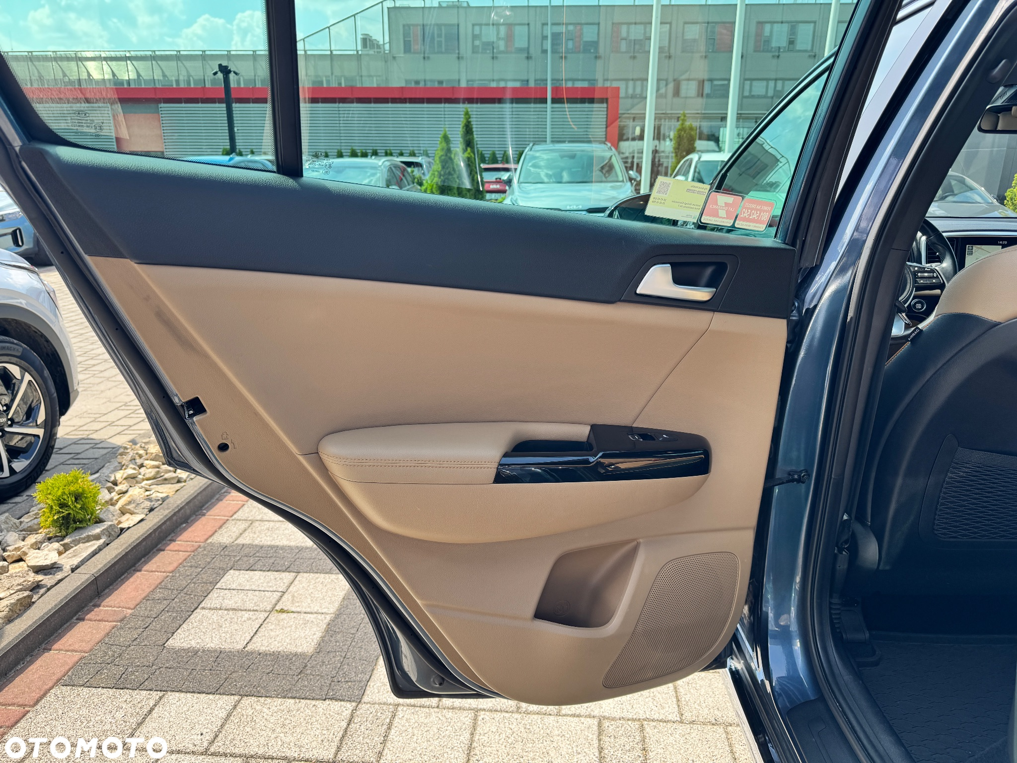 Kia Sportage 1.6 T-GDI L Business Line Plus 4WD DCT - 18