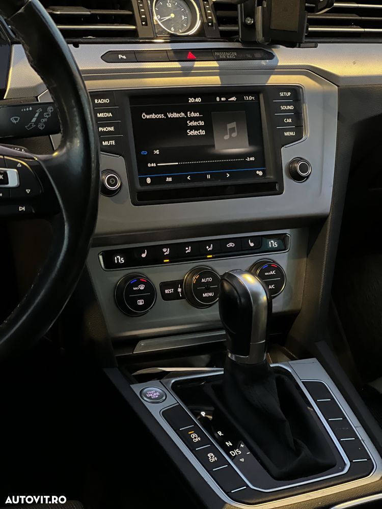 Volkswagen Passat - 6