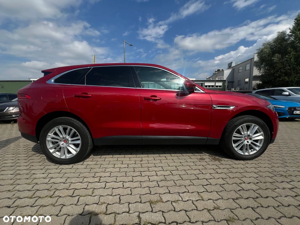 Jaguar F-Pace - 10