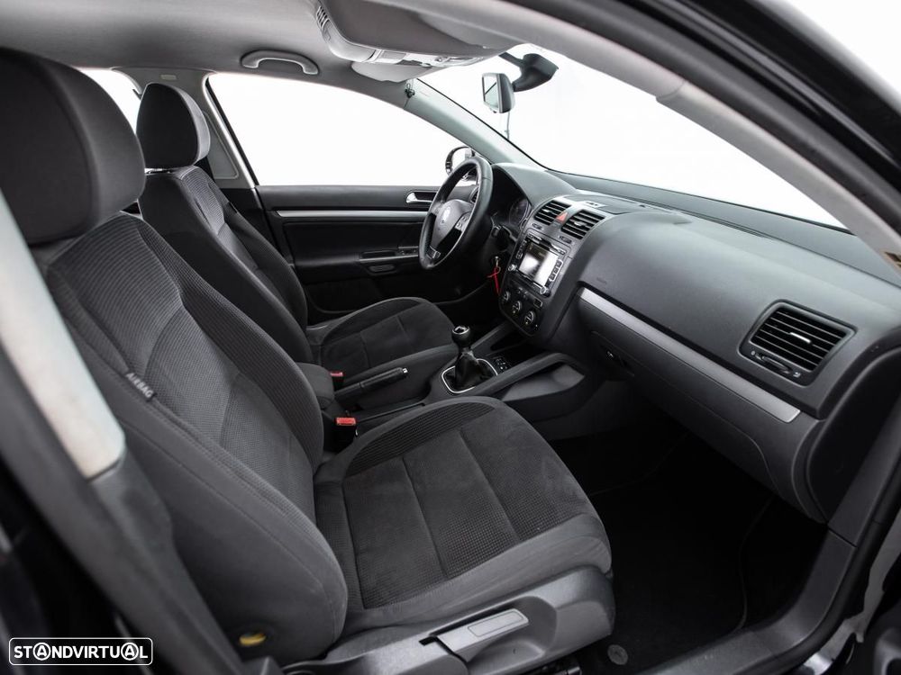 VW Golf Variant - 9