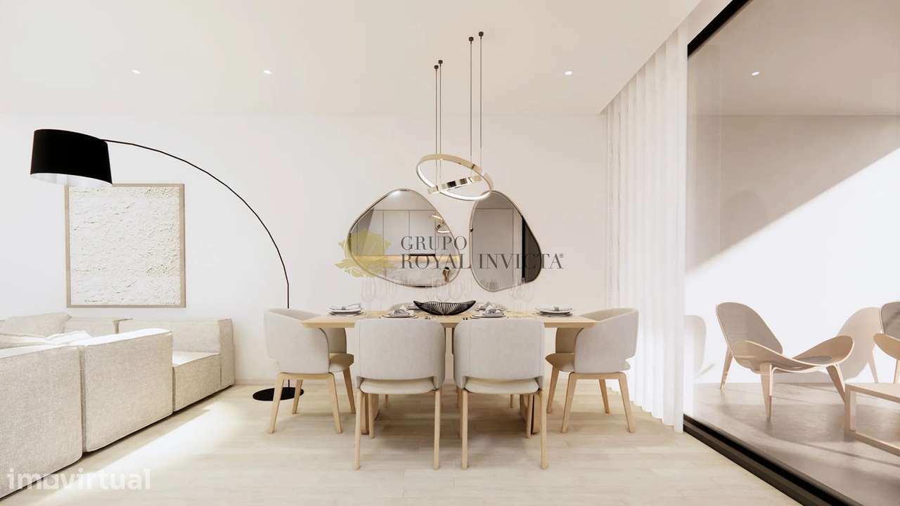 Apartamento T4  com Garagem e Varanda em Fânzeres - Gondomar - Grande imagem: 5/41