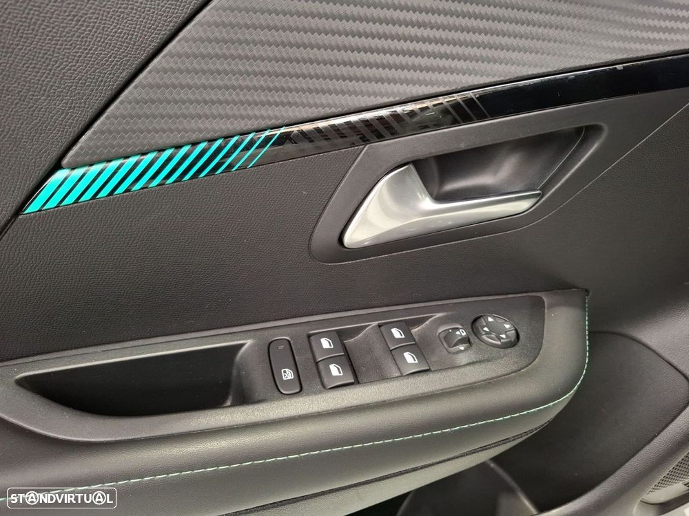 Peugeot e-208 50 kWh Allure - 23