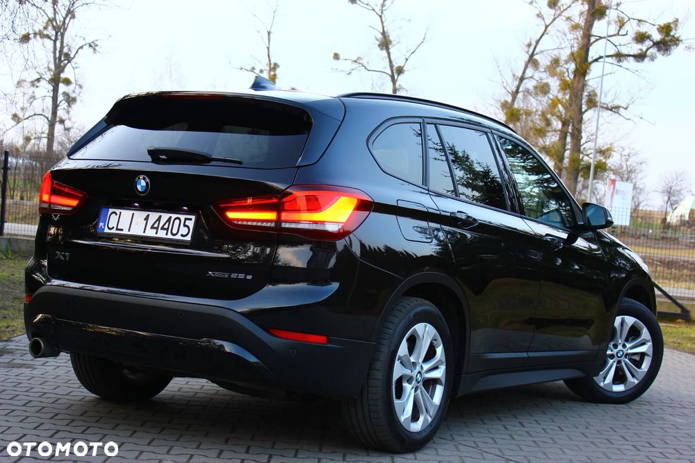 BMW X1 - 13