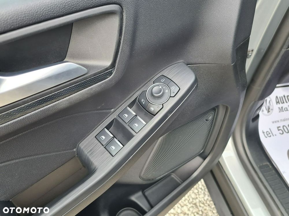 Ford Kuga 1.5 EcoBoost ST-LINE - 38