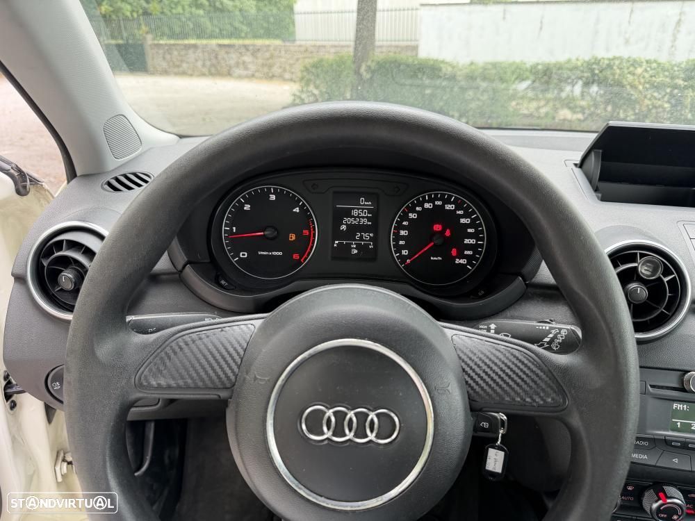 Audi A1 1.6 TDI Ambition - 18