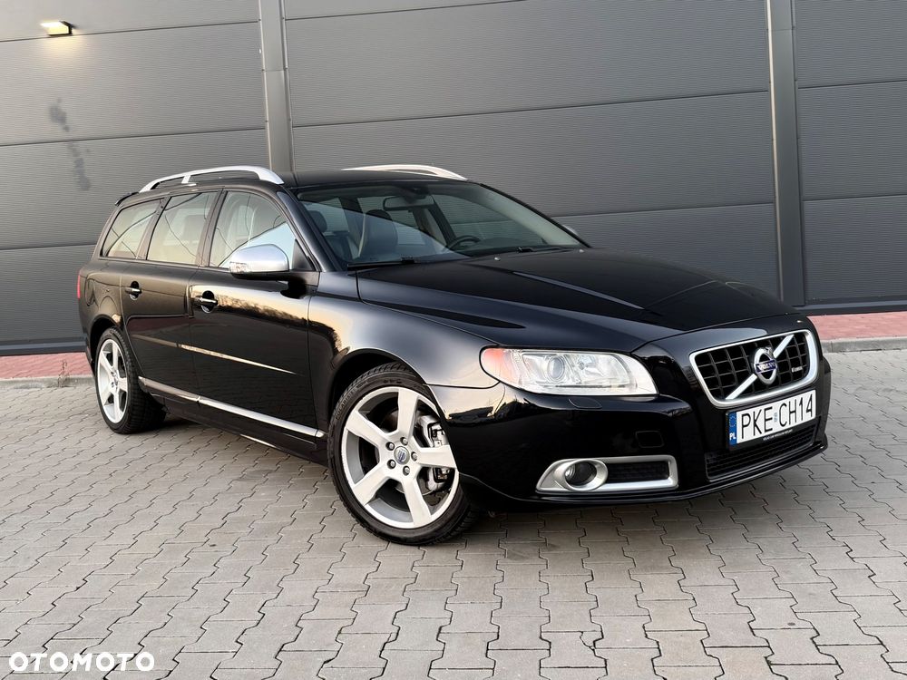 Volvo V70 - 1