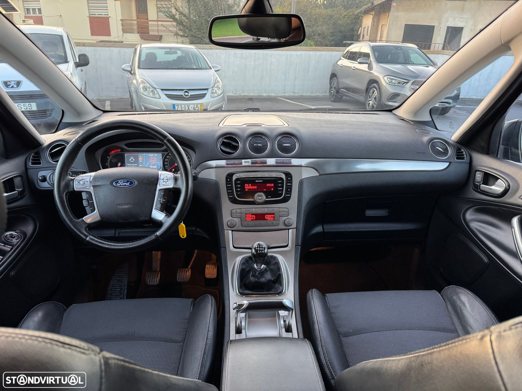 Ford S-Max 1.8 TDCi Titanium 7L - 26