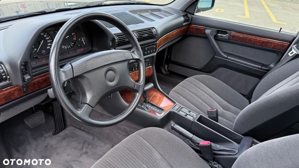 BMW Seria 7 730iL - 15