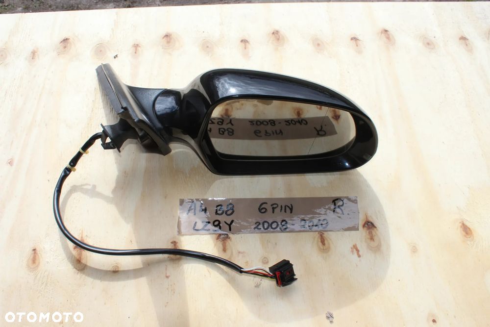 LUSTERKO PRAWE AUDI A4 B8 6 PIN LZ9Y EU 2008 - 1