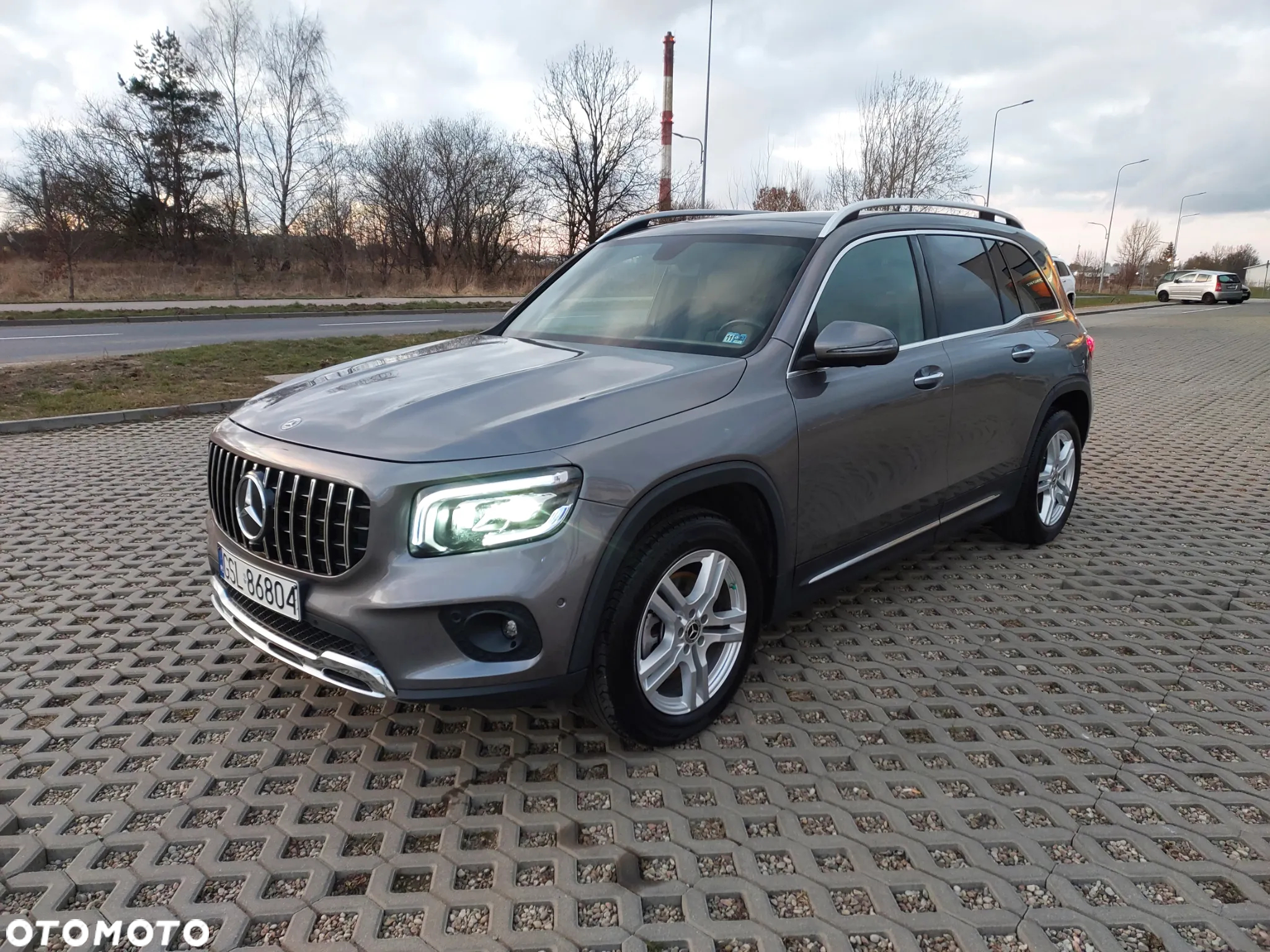 Mercedes-Benz GLB 250 4-Matic 8G-DCT - 7
