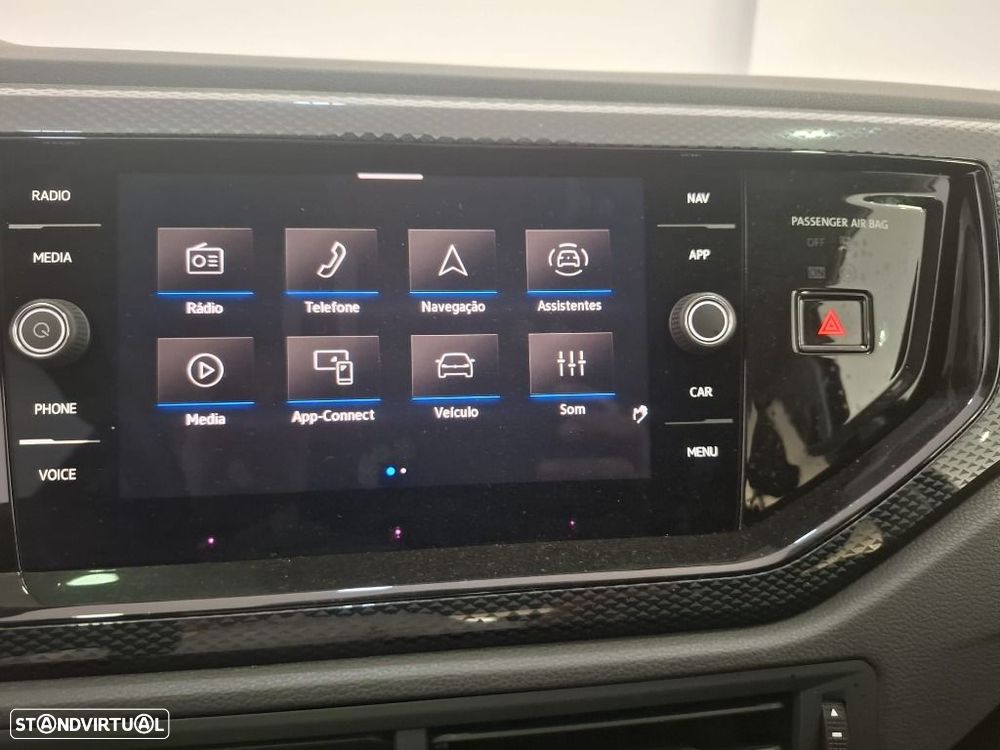 VW Polo 1.0 TSI Urban DSG - 16