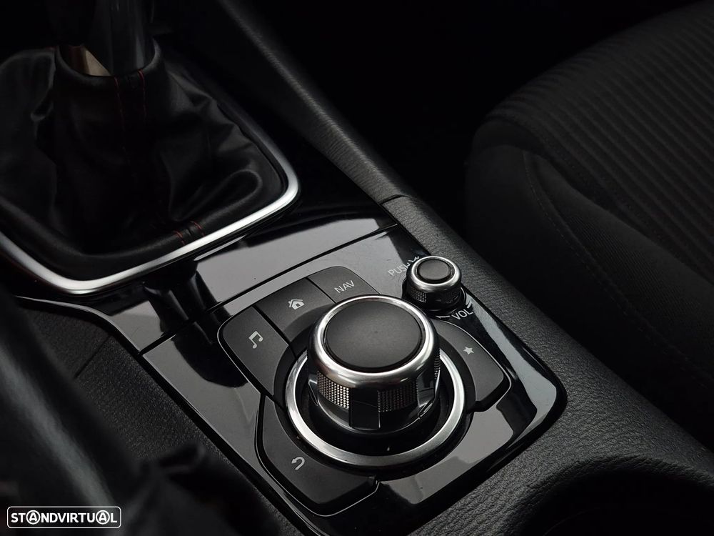 Mazda 3 1.5 Sky-G Evolve HS Navi - 17