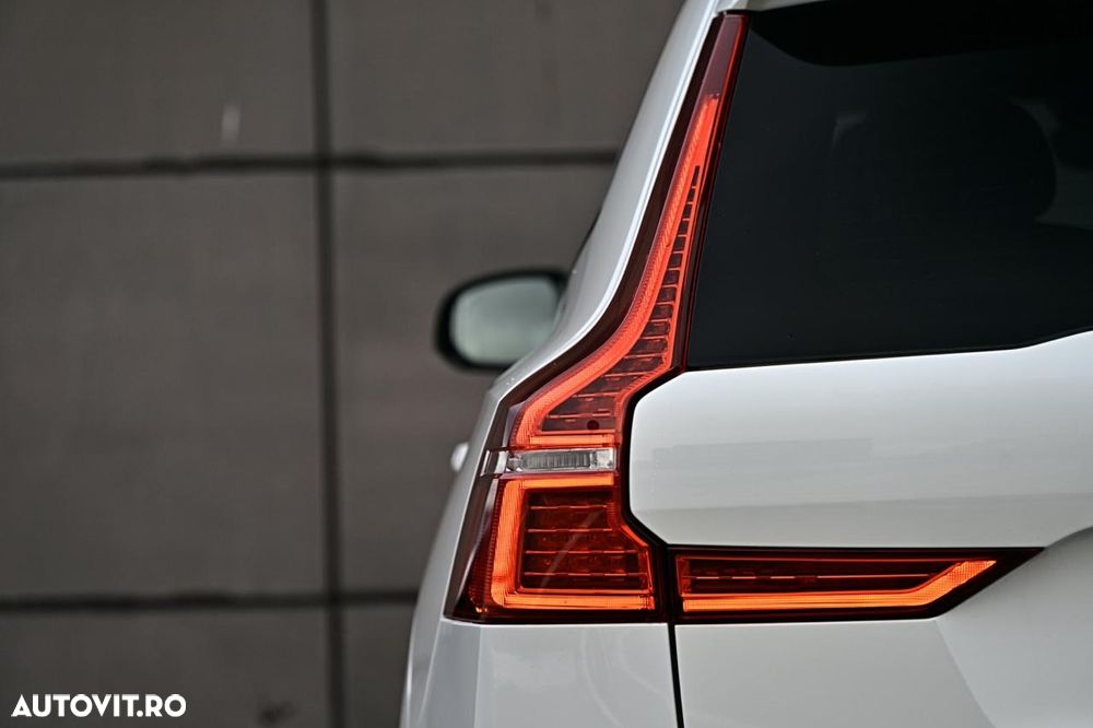 Volvo XC 60 B4 D AWD Geartronic RDesign - 18