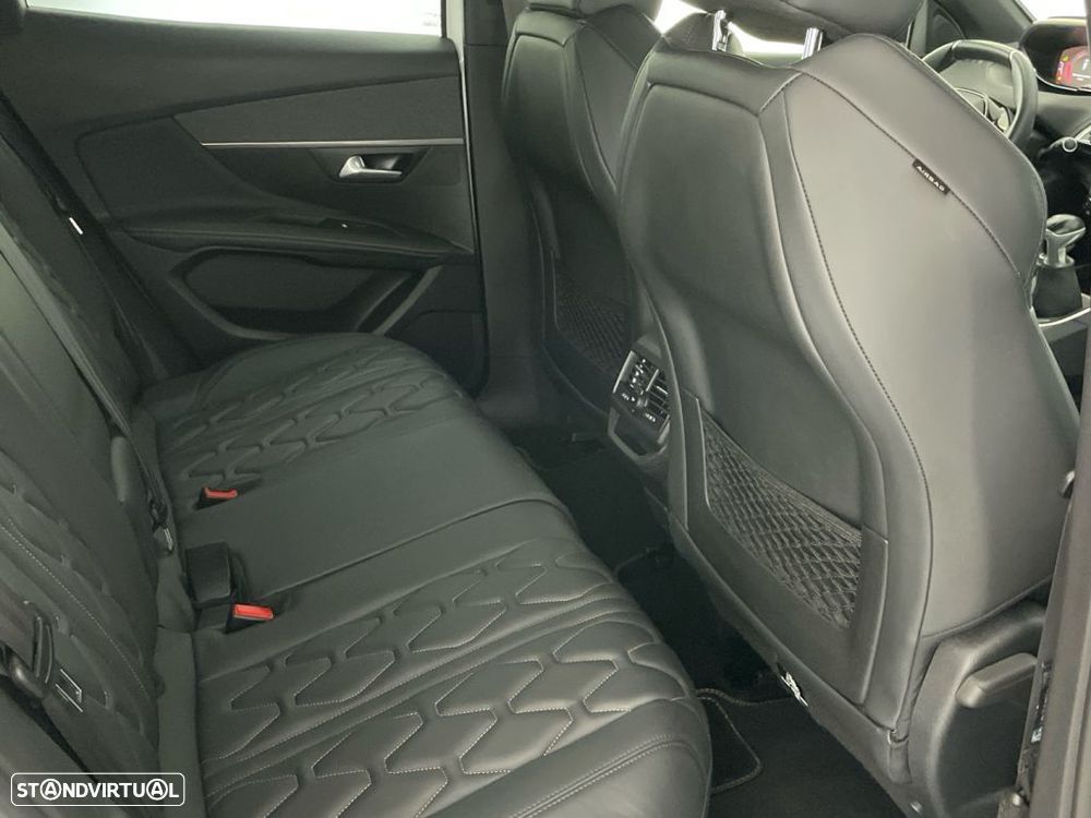 Peugeot 3008 1.2 PureTech GT Line - 24