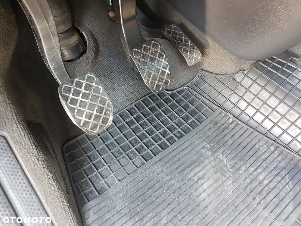 Volkswagen Multivan BiTDI L1 Highline - 17