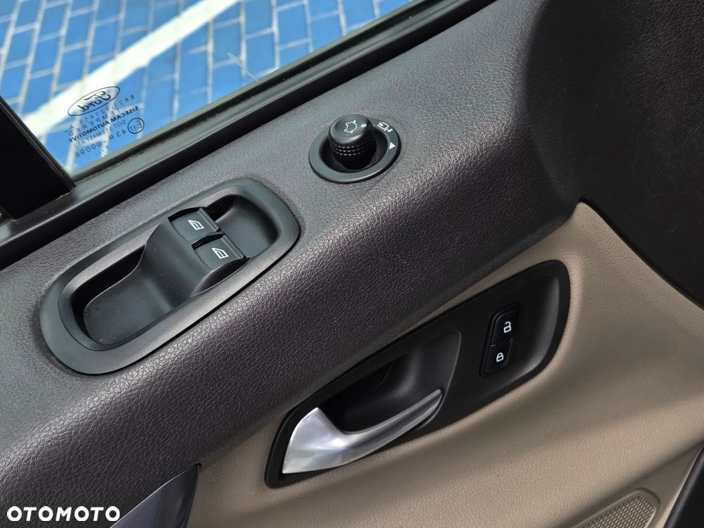 Ford Tourneo Custom 2.0 TDCi L2 Trend - 26