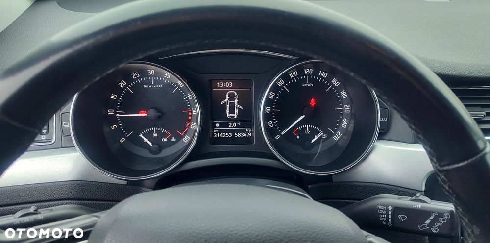 Skoda Superb 2.0 TDI Elegance - 20