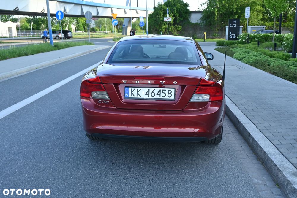 Volvo C70 2.0D Powershift Momentum - 11