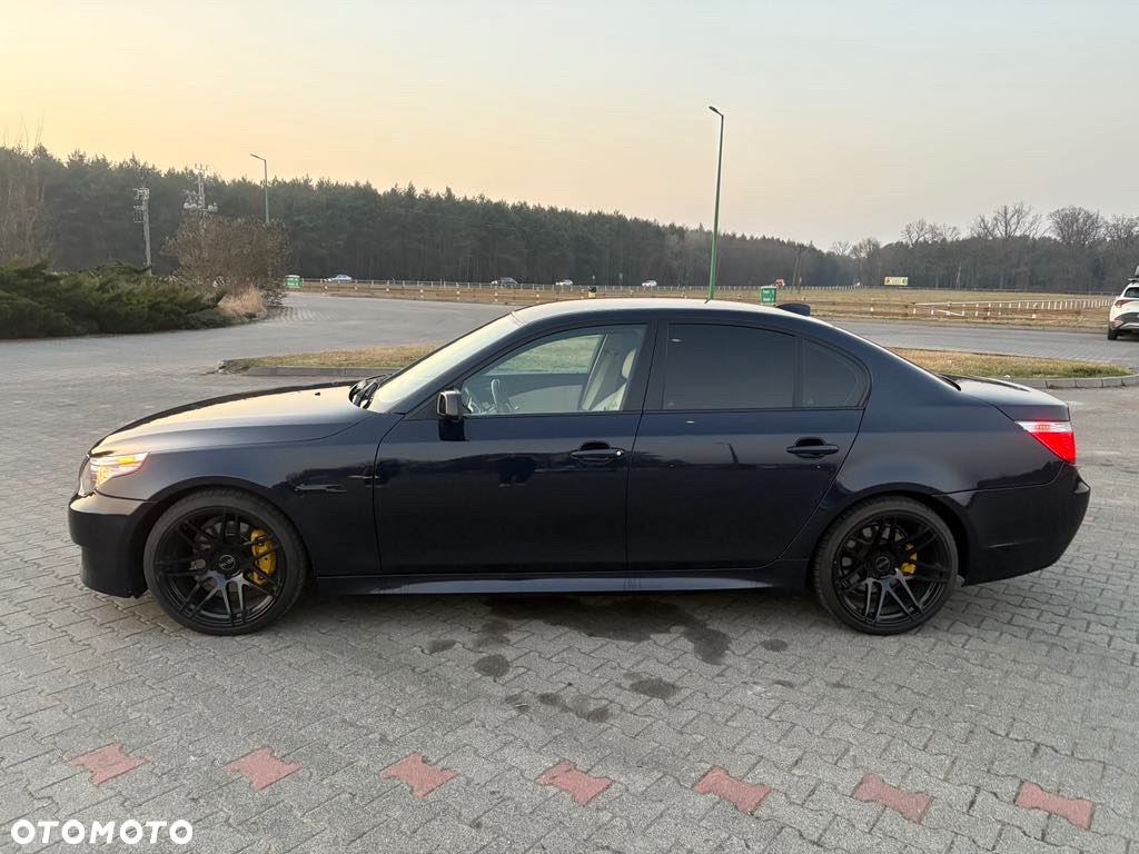 BMW Seria 5 - 15