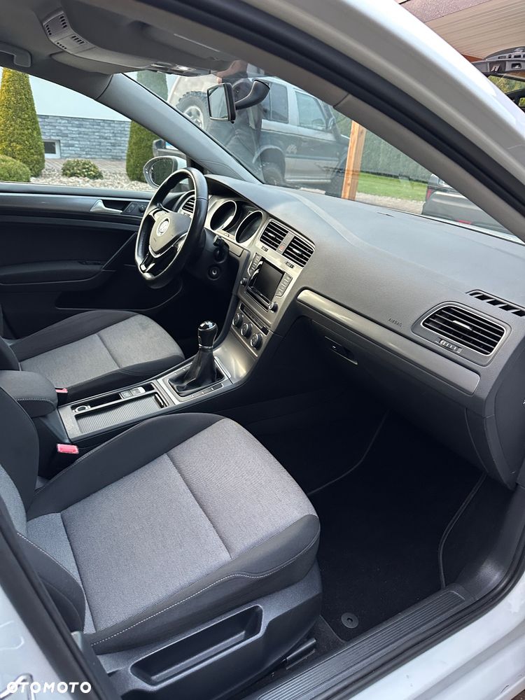 Volkswagen Golf 1.6 BlueTDI Trendline - 16