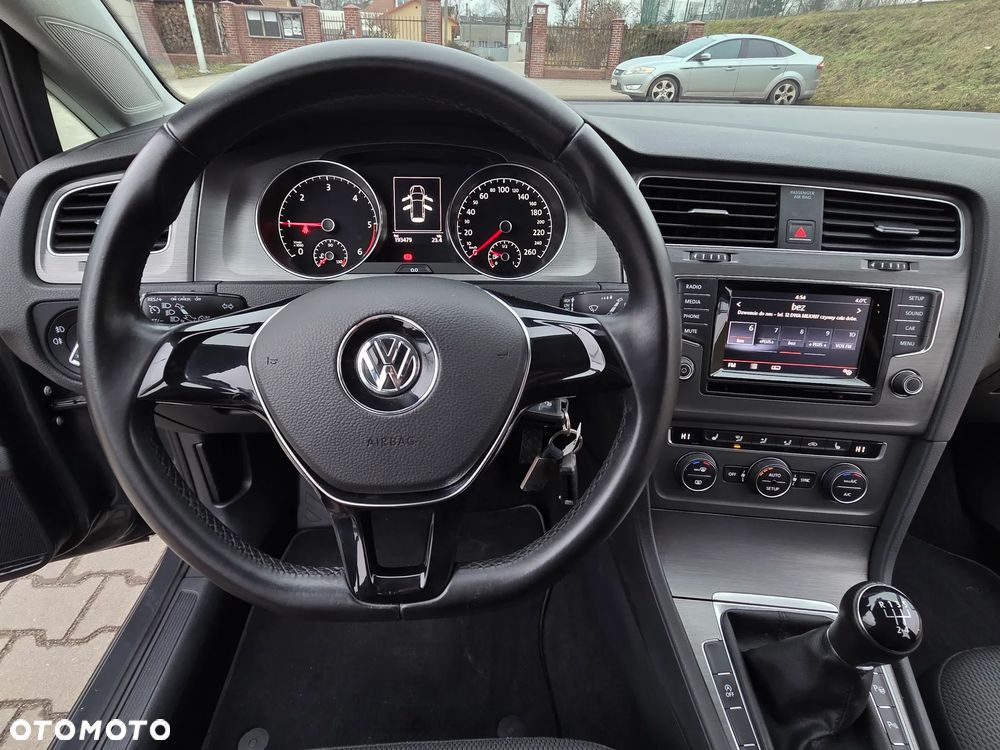 Volkswagen Golf 1.6 TDI BlueMotion Technology Comfortline - 33