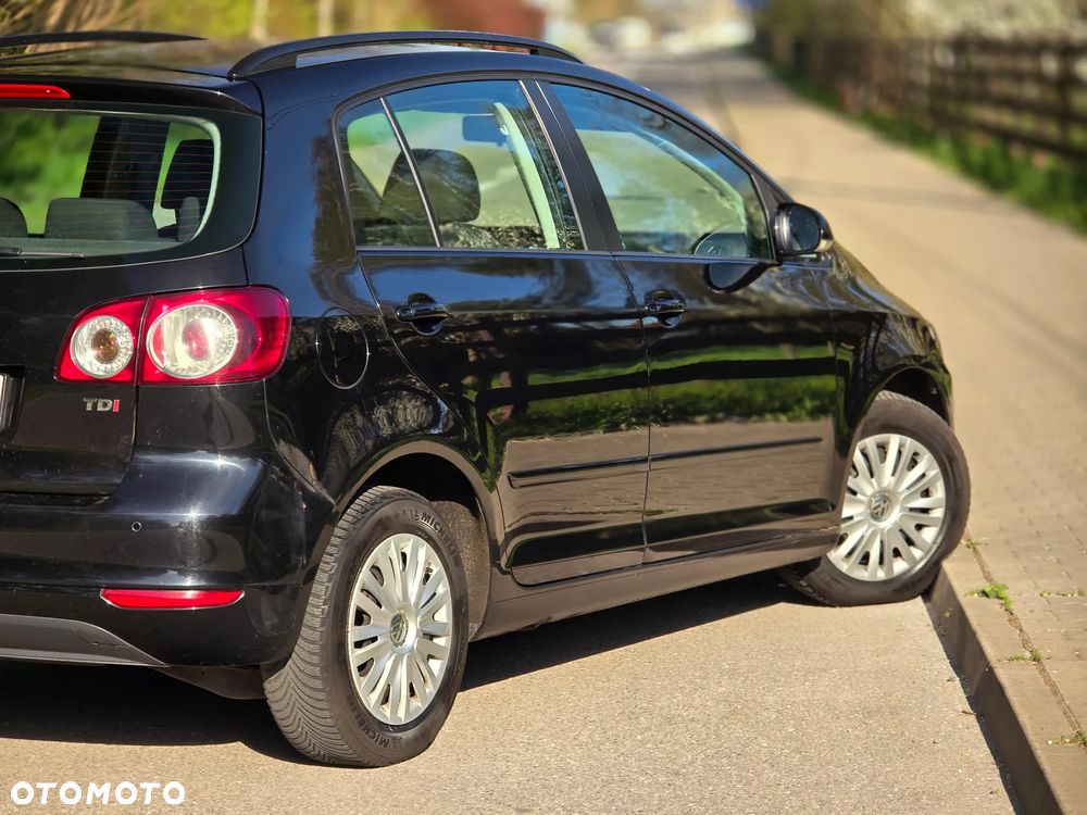 Volkswagen Golf Plus 1.6 TDI DPF Highline - 38