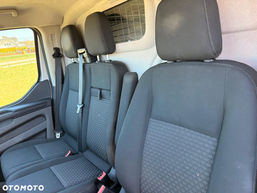 Ford Transit Custom - 10