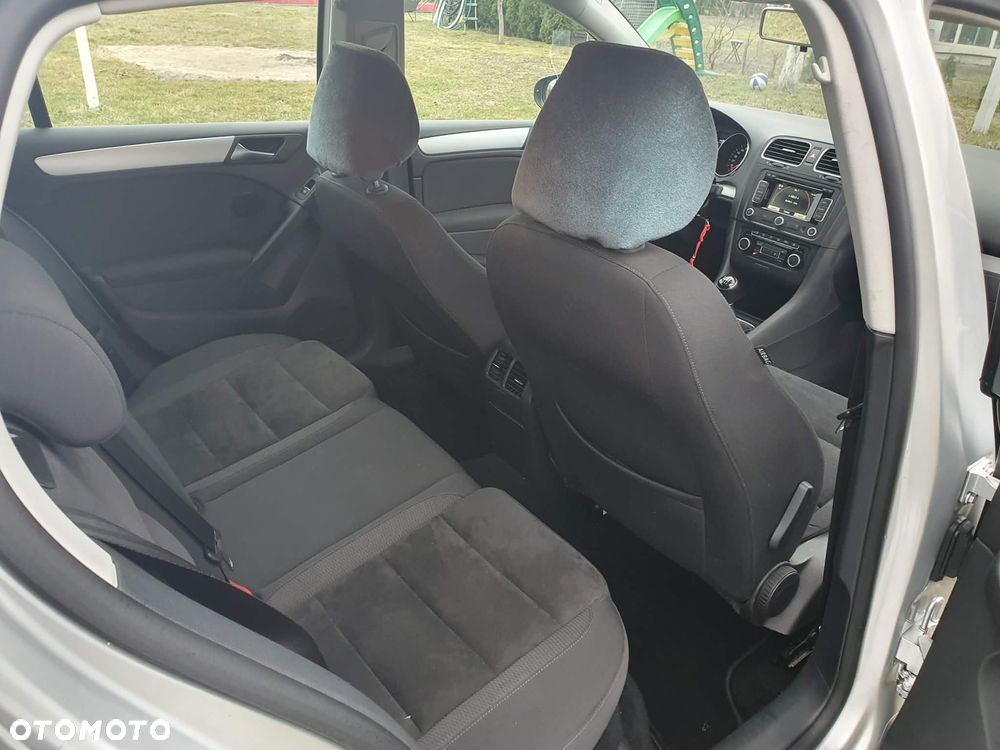 Volkswagen Golf 2.0 TDI DPF Highline - 10