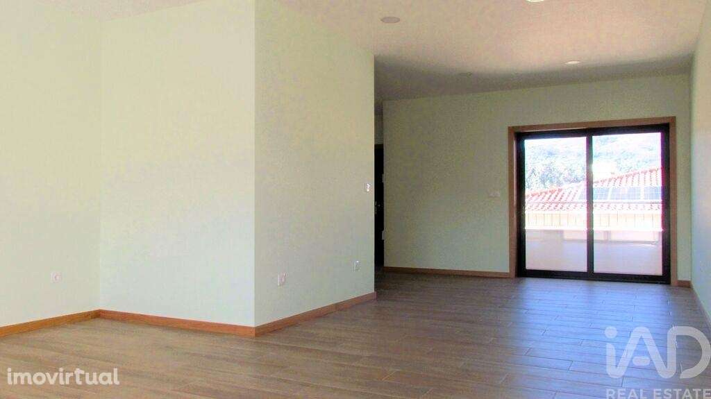 Casa / Villa T3 em Vale de 208,00 m2 - Grande imagem: 2/26