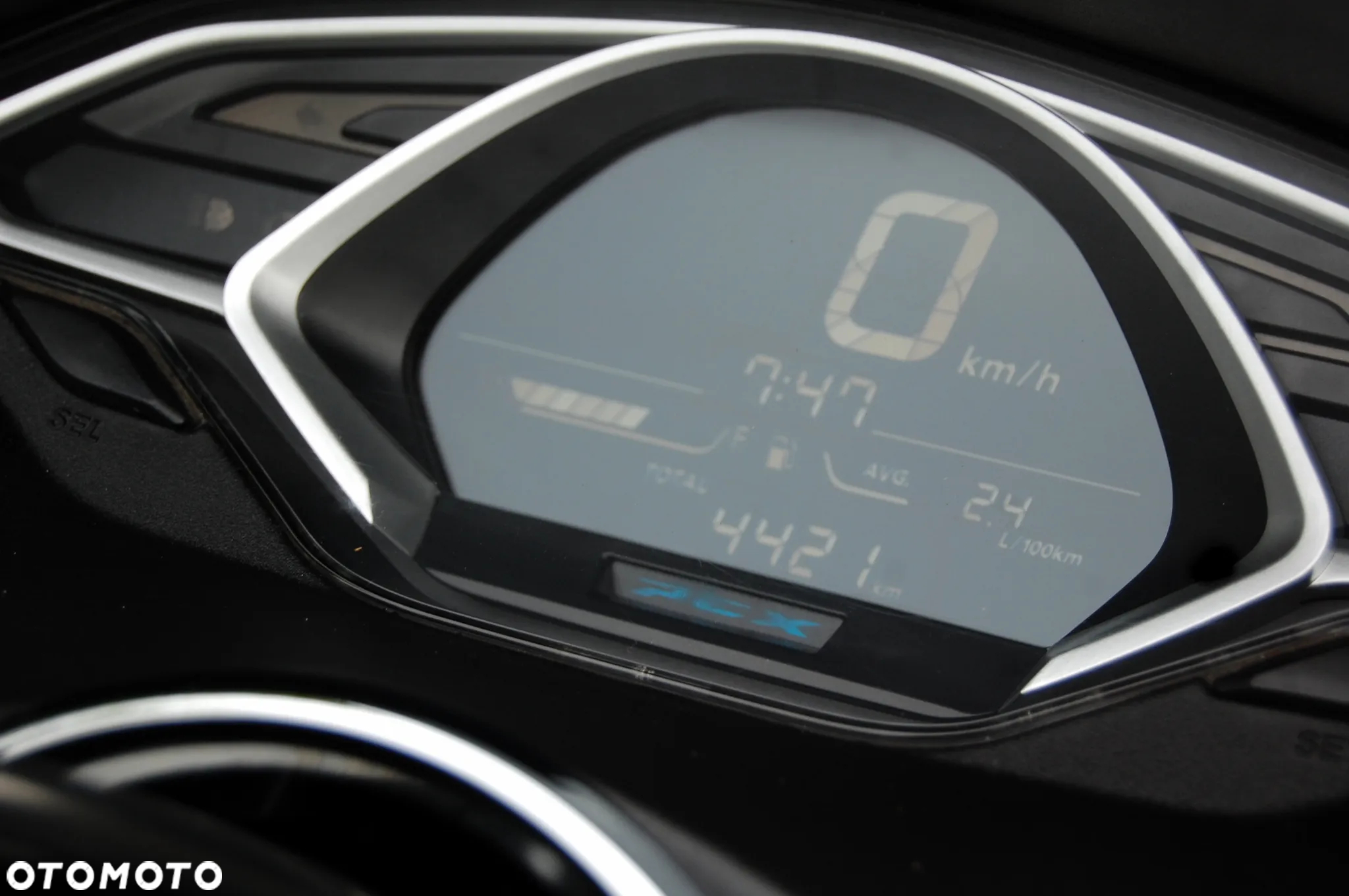 Honda PCX - 10