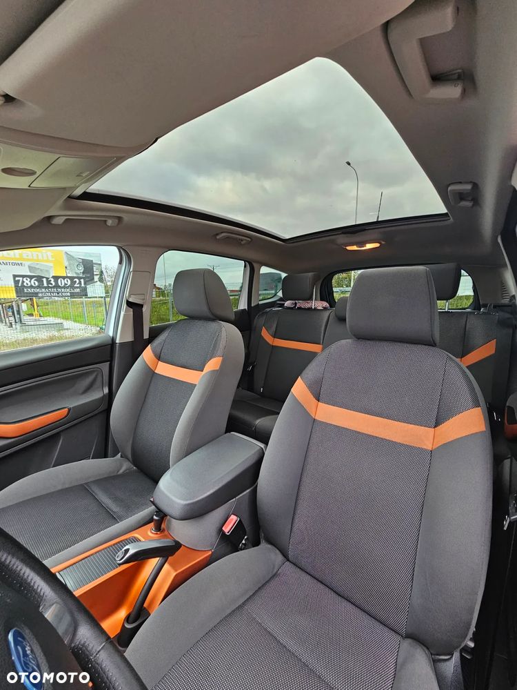Ford Kuga - 18