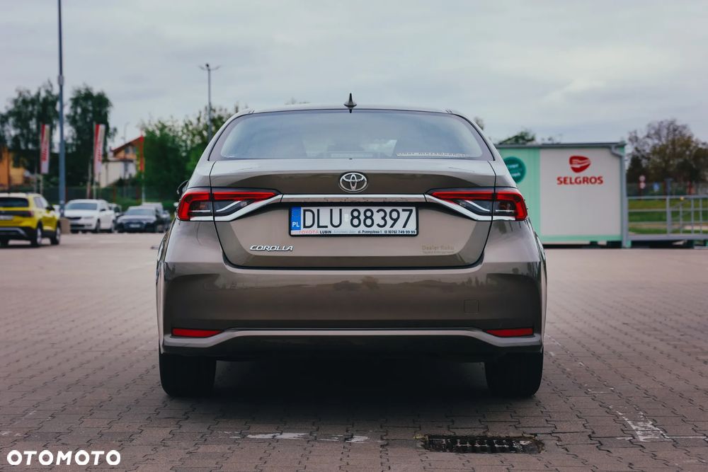 Toyota Corolla - 6
