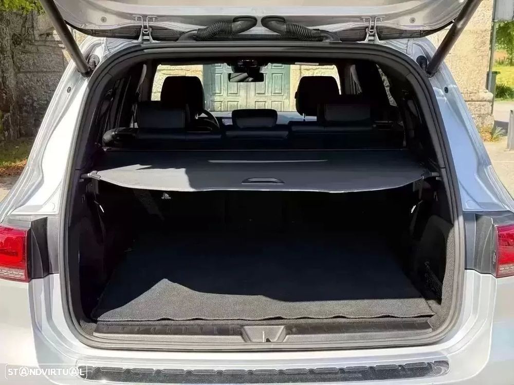 Mercedes-Benz GLB 200 d AMG Line - 15