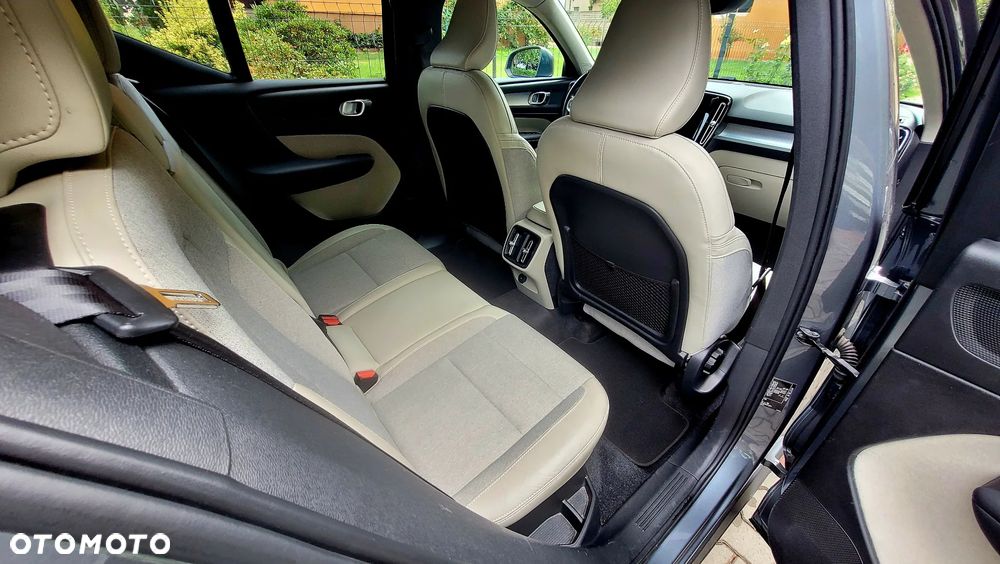 Volvo XC 40 T3 Momentum - 13
