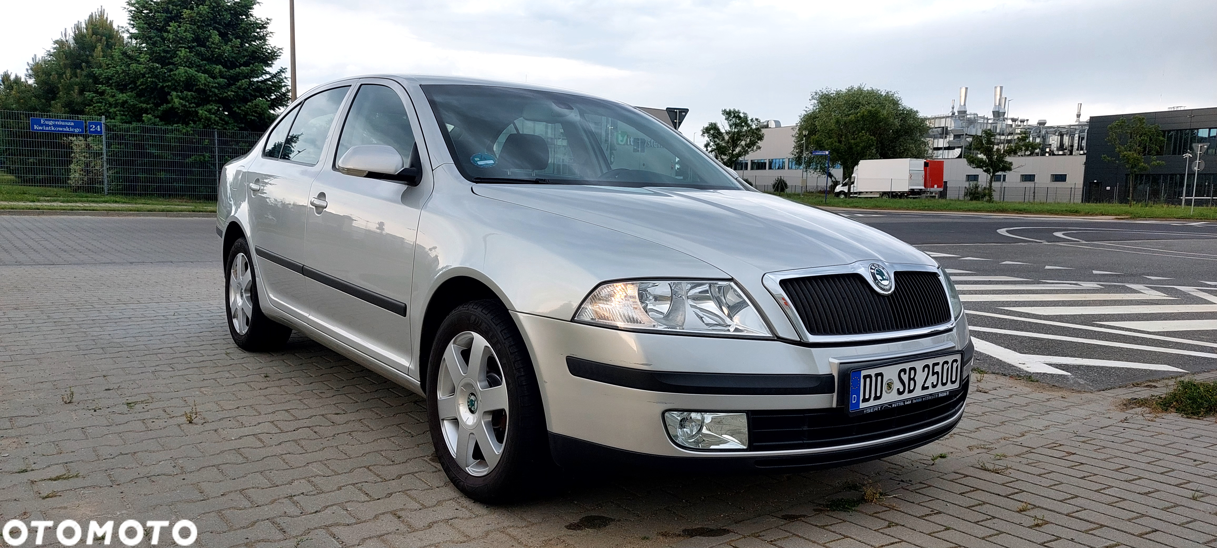 Skoda Octavia 1.6 FSI Elegance - 2
