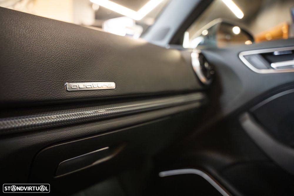 Audi RS3 Sportback 2.5 TFSI quattro S tronic - 19