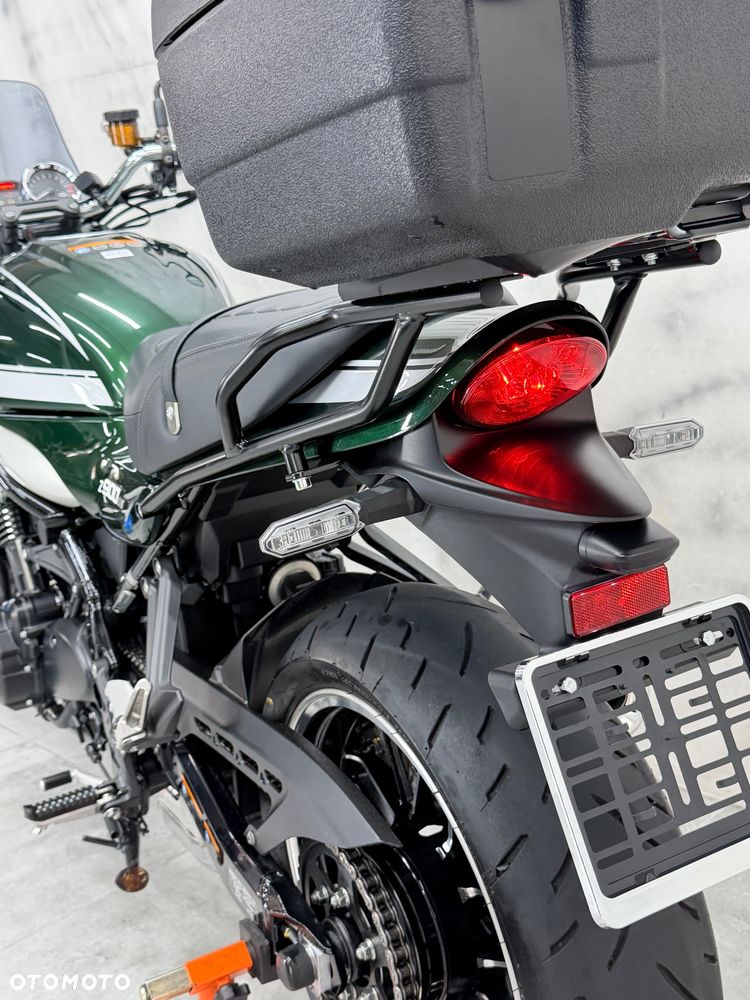 Kawasaki Z 900 RS - 24